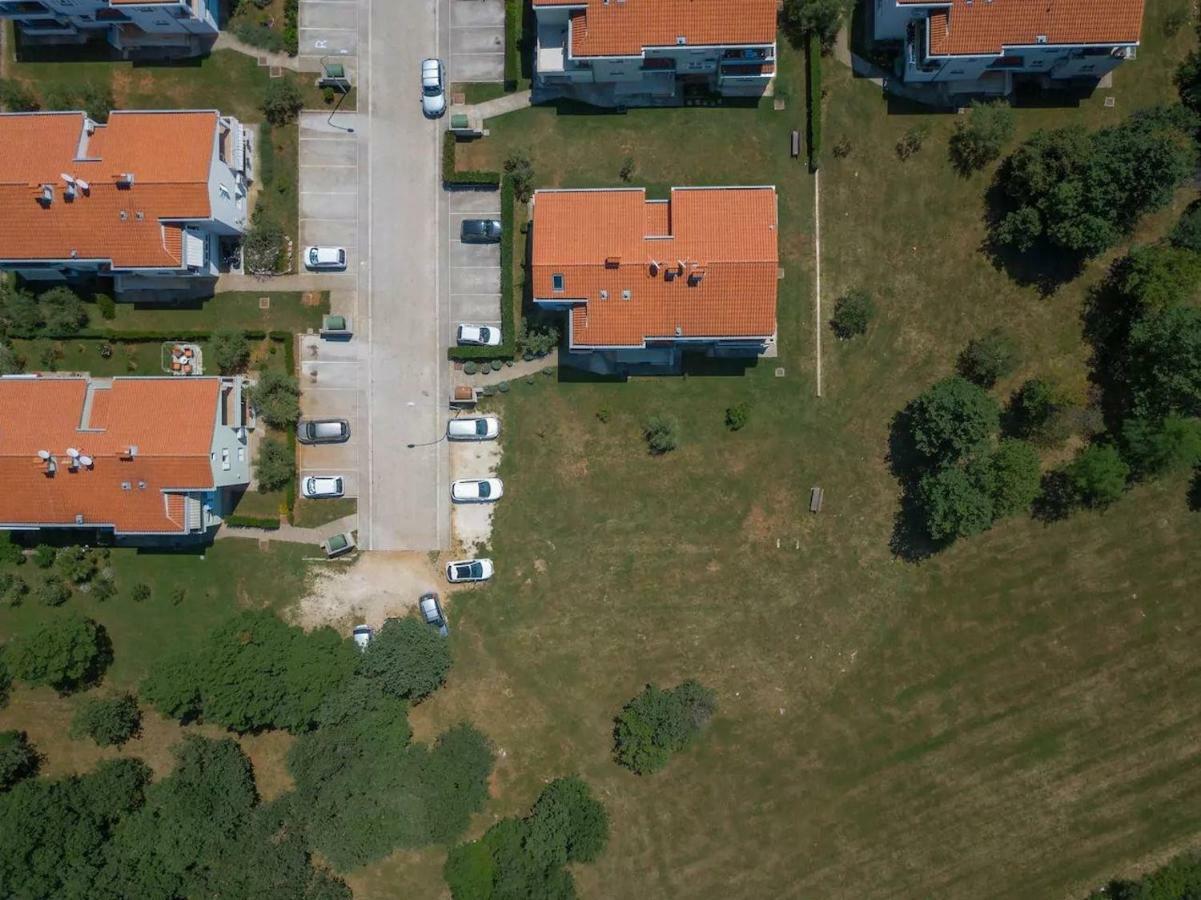 Apartment Vitalia 2+2 Poreč Buitenkant foto